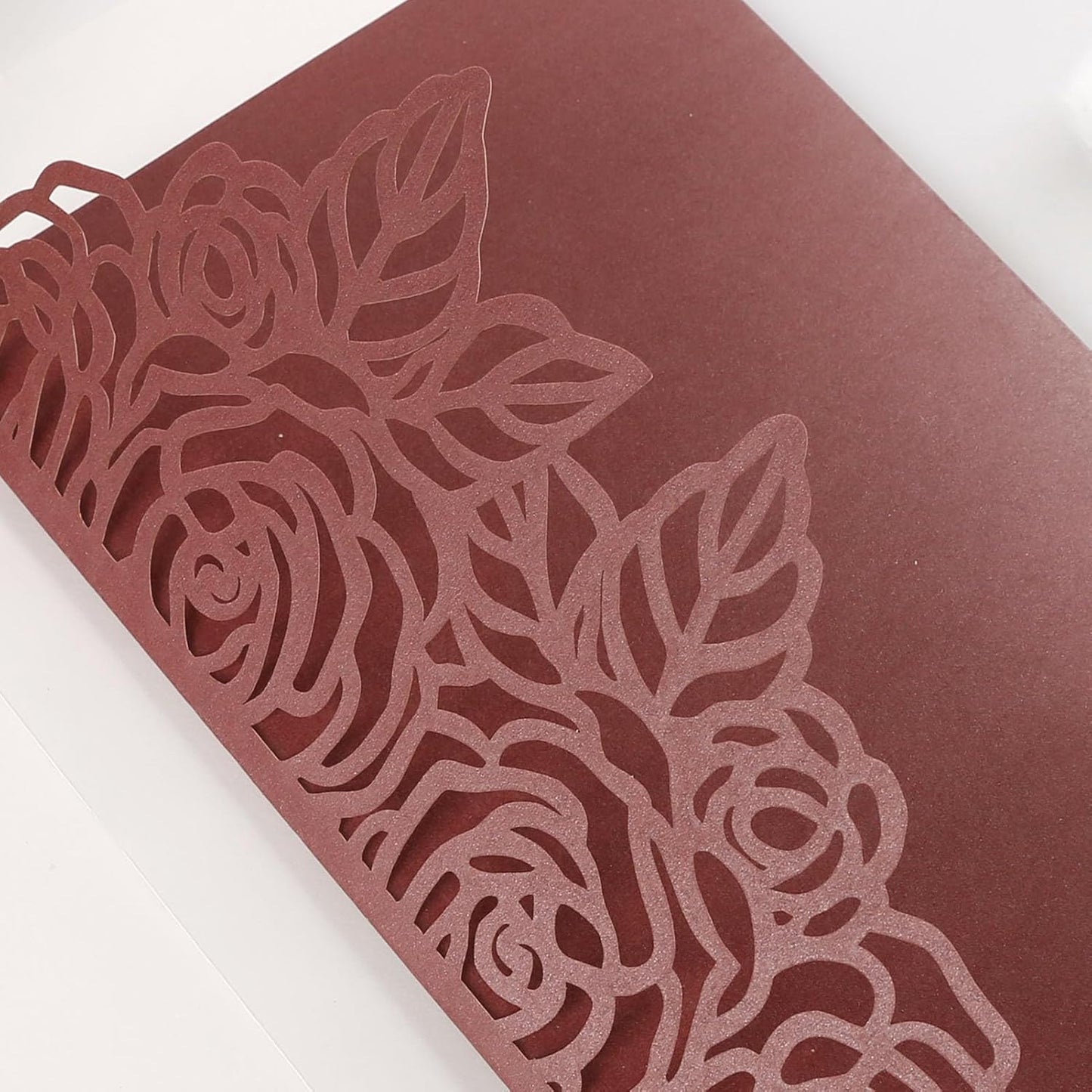 50pcs Tri Fold Wedding invitations Rose Hollow Laser Cut 5x7 '' Wedding Invitation Cards with Envelopes and RSVP Cards for Wedding Engagement Bridal Shower Quinceanera Party Invite Burgundy
