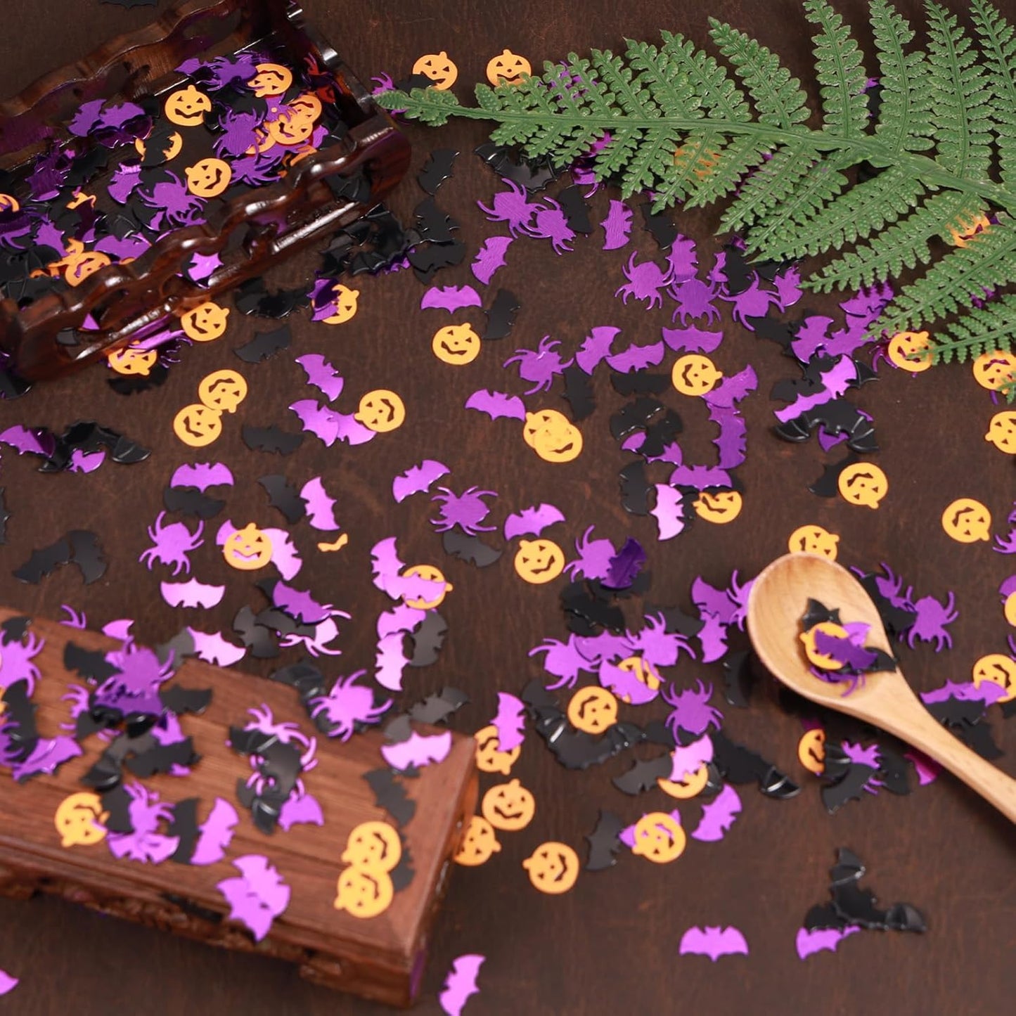 Halloween Party Table Scatter Confetti, 3000 Pcs Pumpkin Spider Bat Foil Metallic Confetti for Halloween Party Table Decorations