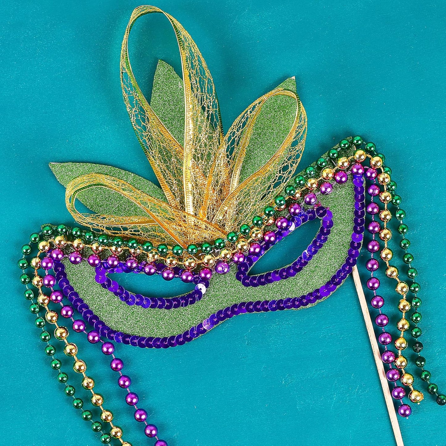 Mandala Crafts 4mm Faux Teal Pearl Beads Roll - 44 Yards Strand of Fake Pearls Chain Garlands Spool String for Christmas Tree, Wedding, Party, Vases, DIY Decoration