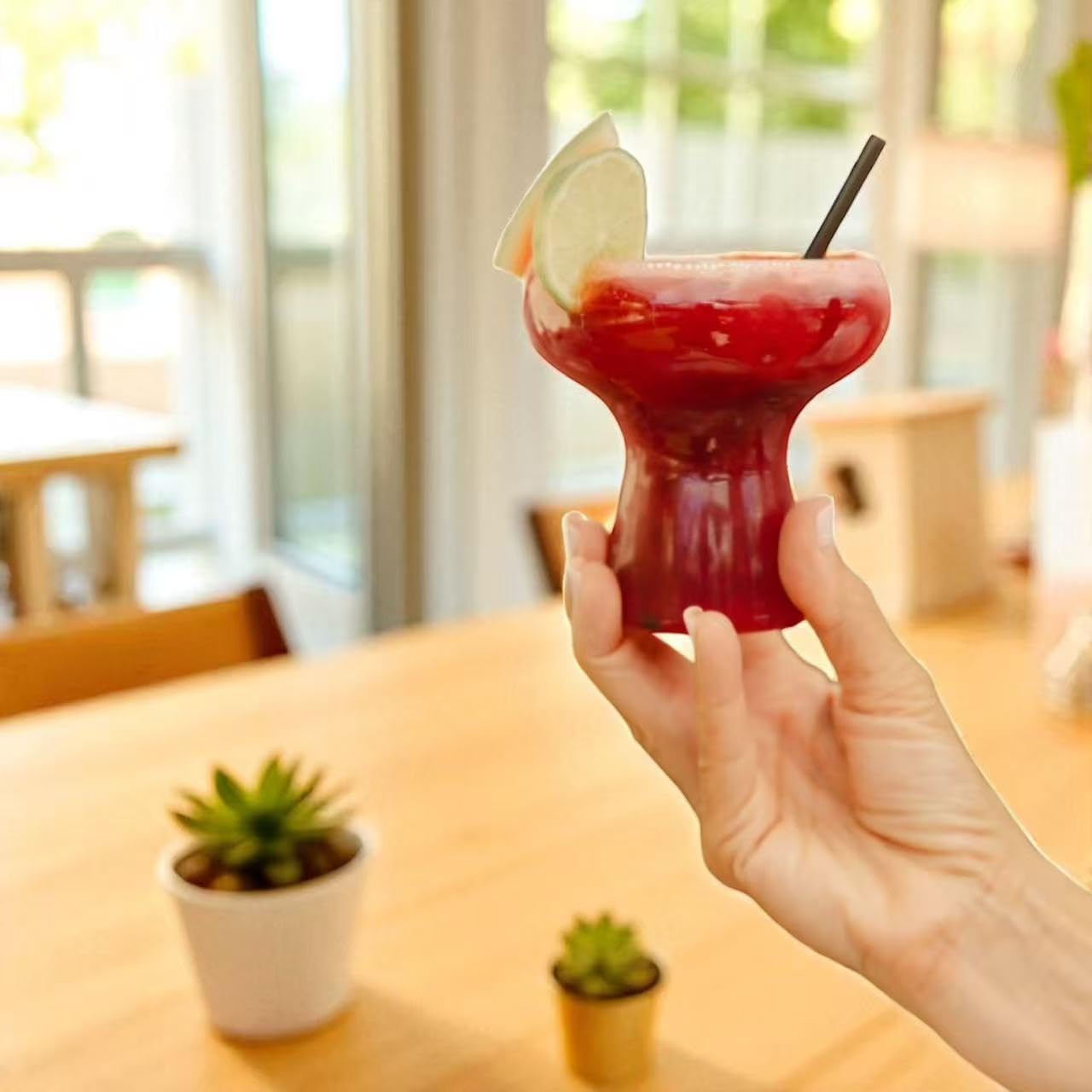 Lunara Clear Plastic Margarita Glasses, 11 oz, Set of 40, Disposable Party Cups for Cocktails (Clear Ripple Ribbed)