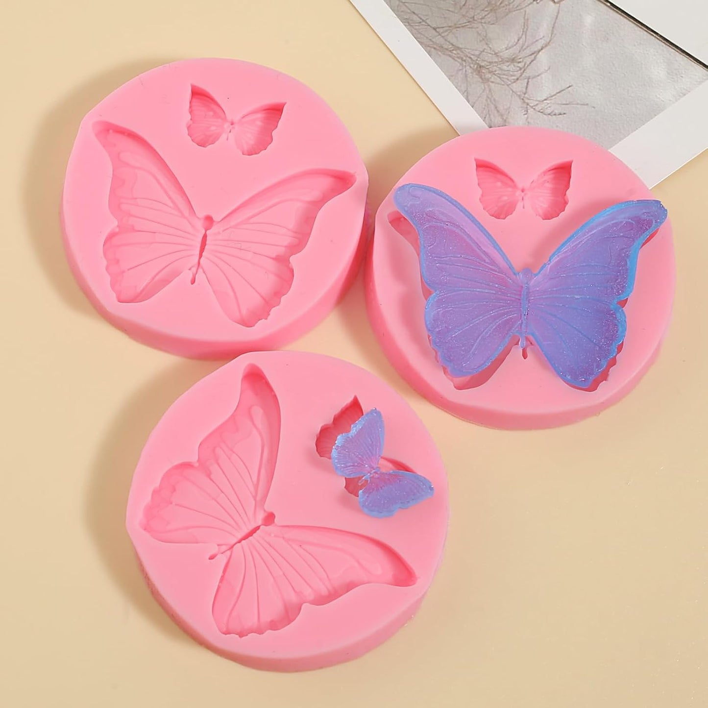 3 Pcs Butterfly Cake Decoration Fondant Molds, Exquisite Butterfly Chocolate Silicone Mold, for Wedding Birthday Cupcake Topping Flower Paste Biscuit Candy Dough Resin Pendant Clay