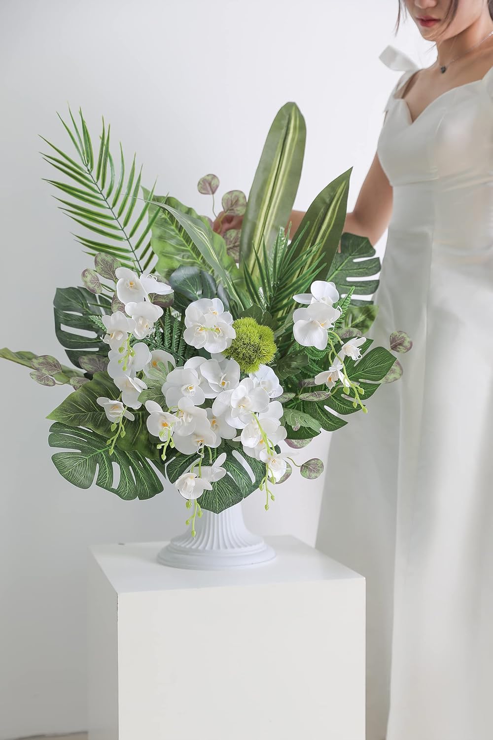 Serra Flora Artificial Greenery Spray Box Set(Pack of 30pcs) with 9 Kinds of Filler for Safari Jungle Hawaiian Luau Party Table Decoration Wedding Birthday Theme Party Decorations (Palm Leaves)