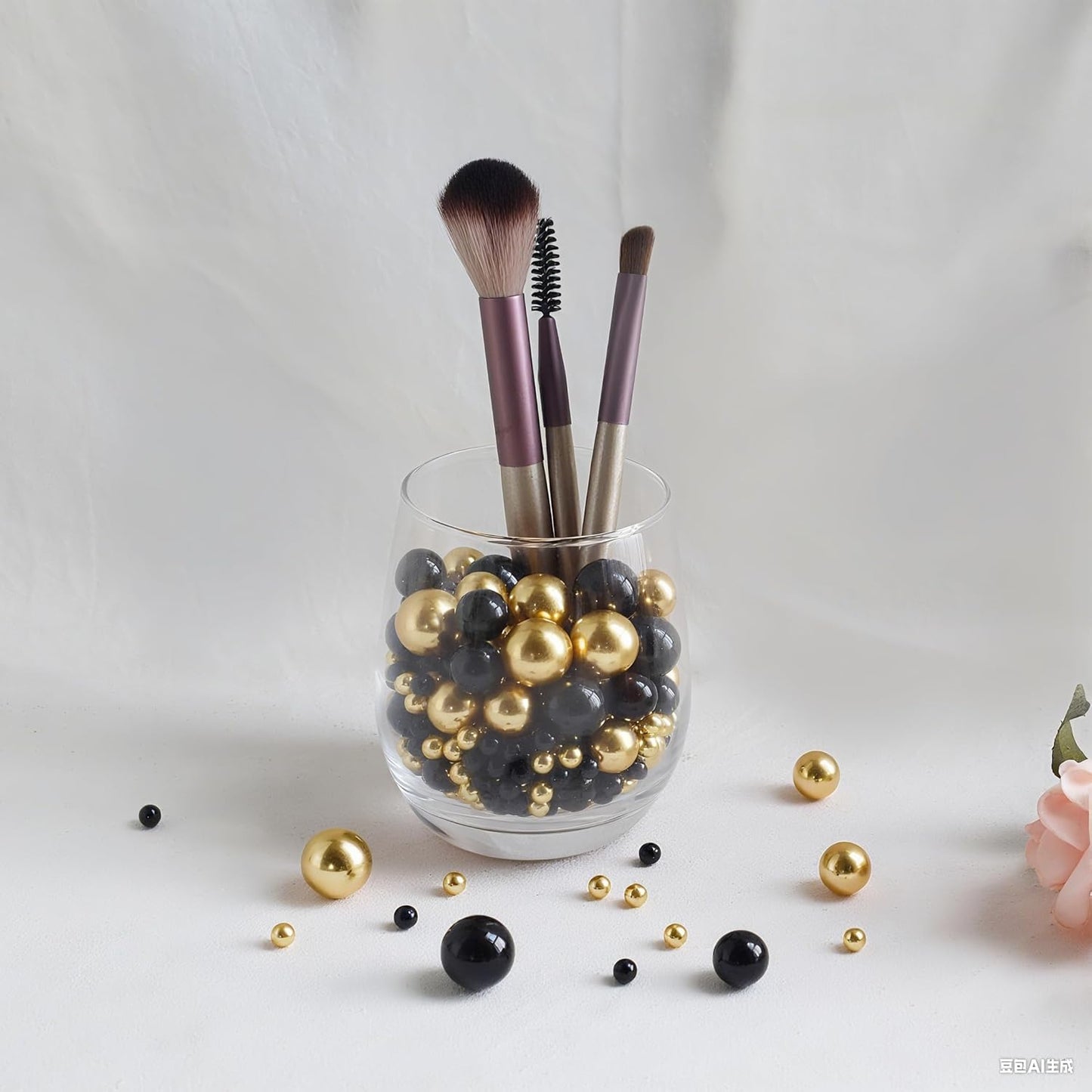 260Pcs Black and Gold Glossy Beads for Centerpiece Decor, Artifical Pearls Vase Filler, No Hole Round Pearl Beads for Wedding Birthday Christmas Party Home Decor(18mm 14mm 6mm)