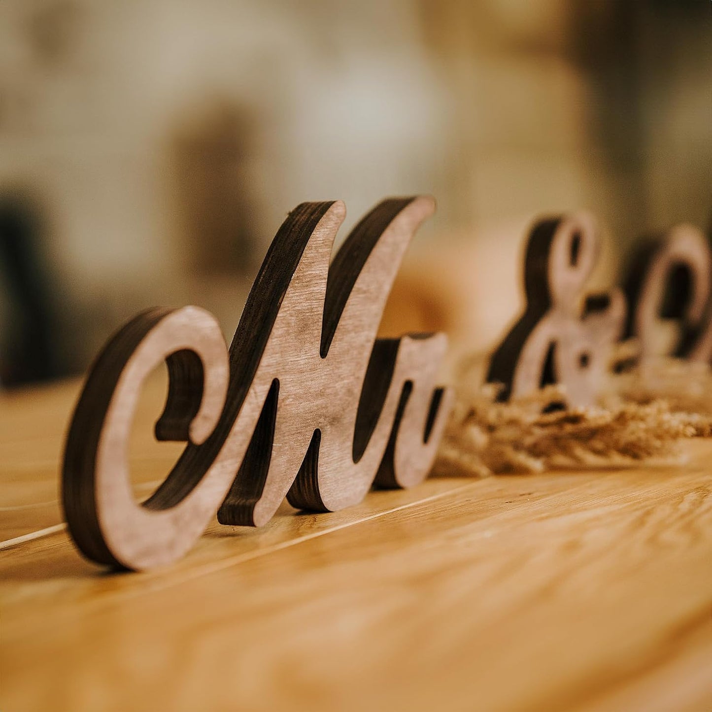 Mr and Mrs Sign for Wedding Table Decor, Mr & Mrs Wooden Signs, Rustic Wedding Decorations for Reception, Mr & Mrs Sign for Sweetheart Table Decor, Freestanding Wood Letters for Head Table Centerpiece