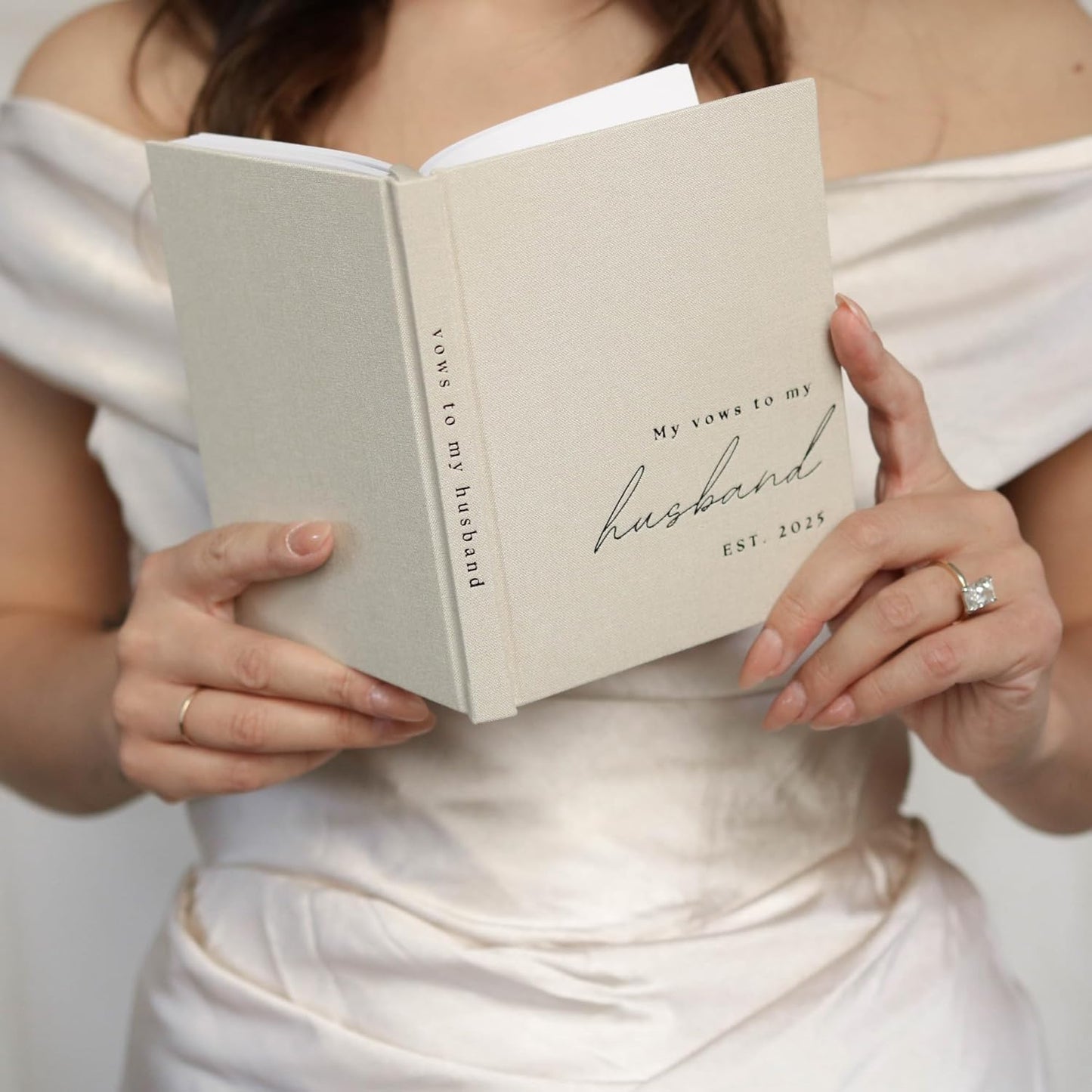 Wedding Vow Books His and Hers - 2 Pack Personalized 2025 Year His & Hers Book - Linen Hardcover Bride and Groom Notebook for Ceremony Vows - Bookmark & Lined Pages - Renewal & Wedding Must Haves