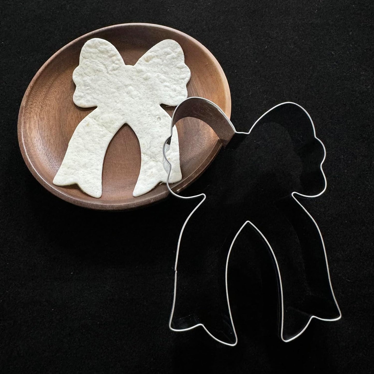 Bow Cookie Cutter with Long Ribbon- 4 Inch - Dishwasher Safe - Metal Cookie Cutter for Baking - Perfect for Baby Shower, Birthday, Wedding, and Holiday Cookies