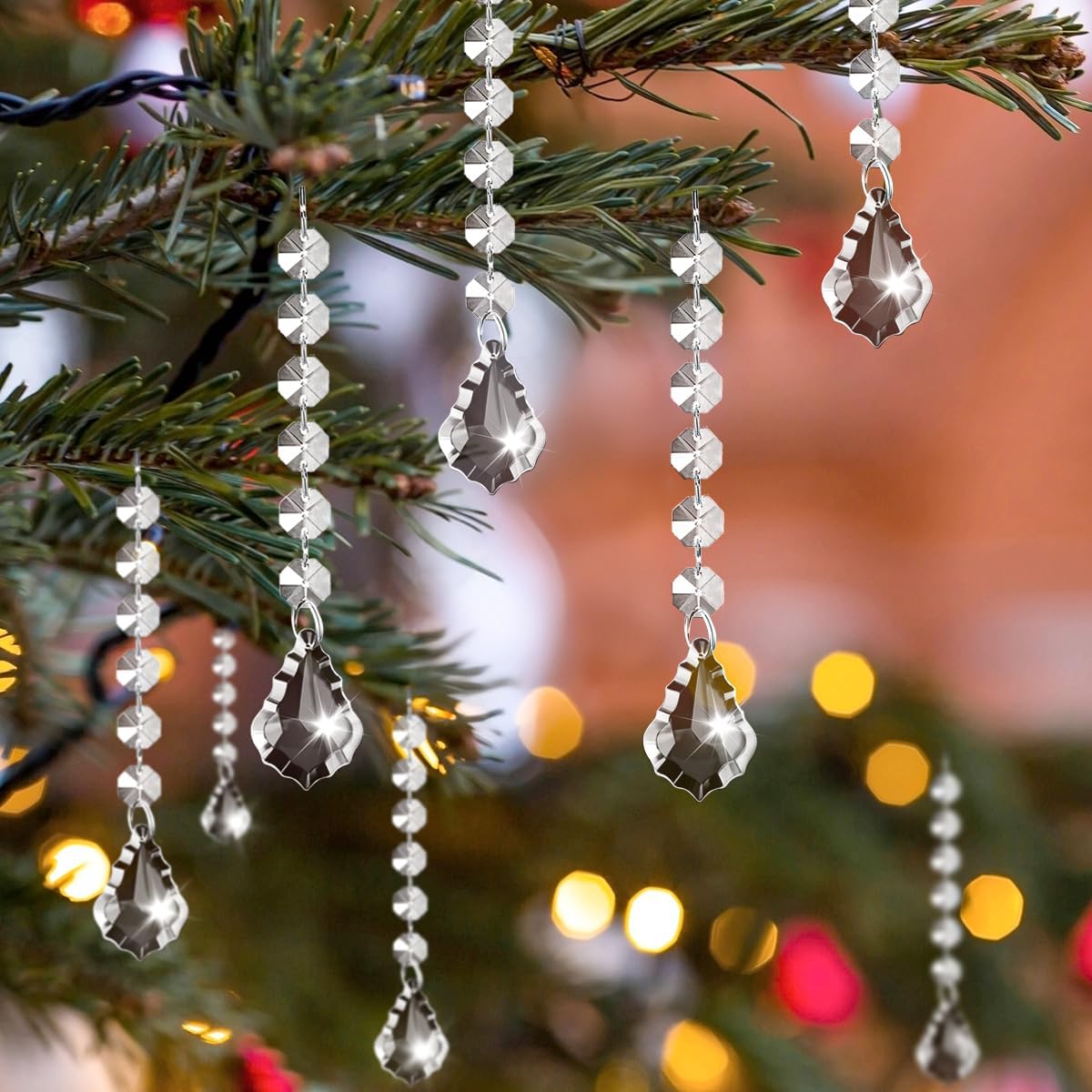 100 Pack Hanging Crystals - Clear Acrylic Prisms Pendant Ornaments for Christmas Tree, Centerpieces, Chandelier, Window & Home Decor, Ideal for Weddings, Parties Decorations (Maple Leaf)