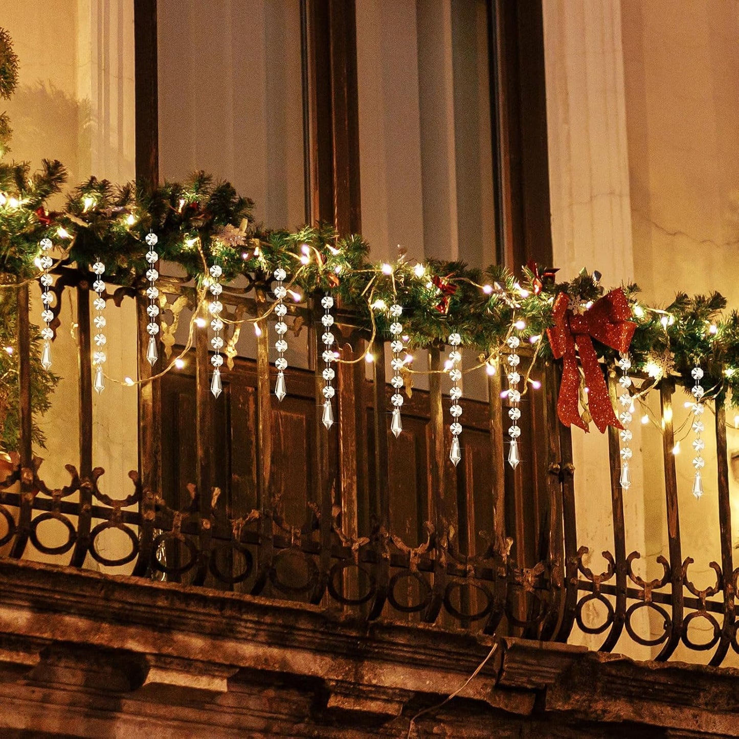 Nuenen 100 Pcs Acrylic Hanging Crystals for Centerpieces Chandelier Clear Crystal Garland Strands Ornament Acrylic Clear Beads Prisms Pendant for Christmas Tree Window Home Decoration(Icicle)