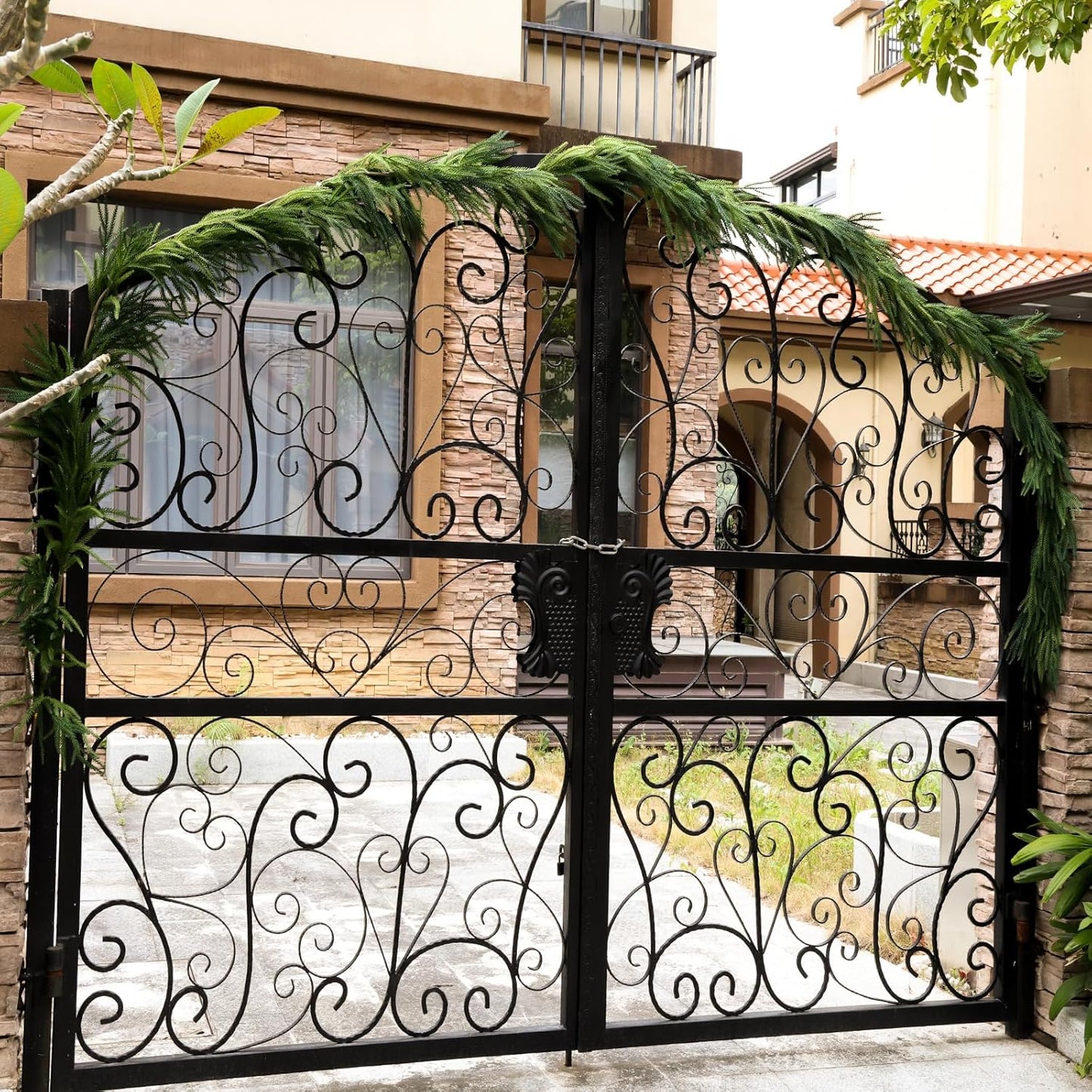 1 Pcs Artificial Norfolk Pine Garlands Christmas, 15 FT Dense Real Touch Winter Pine Garland Ornament, Green Artificial Greenery Garland for Table, Mantle, Wall, Indoor, Outdoor Christmas Decorations