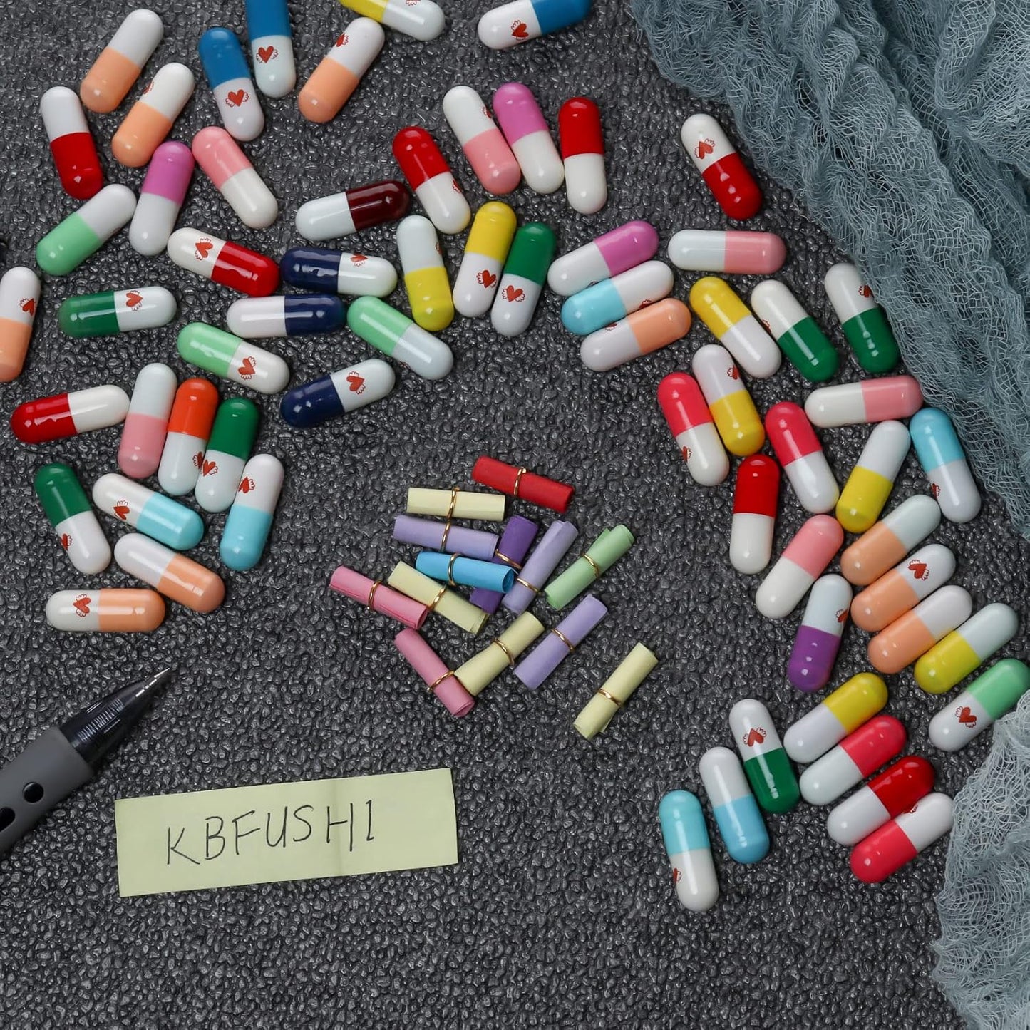 Capsule Letters Message in a Bottle - Cute Things Message Love Letter Gifts for Boyfriend Girlfriend - Message Pills for Valentine's Day, Birthday, Mother's Day Gift (Mixed Color 50PCS)