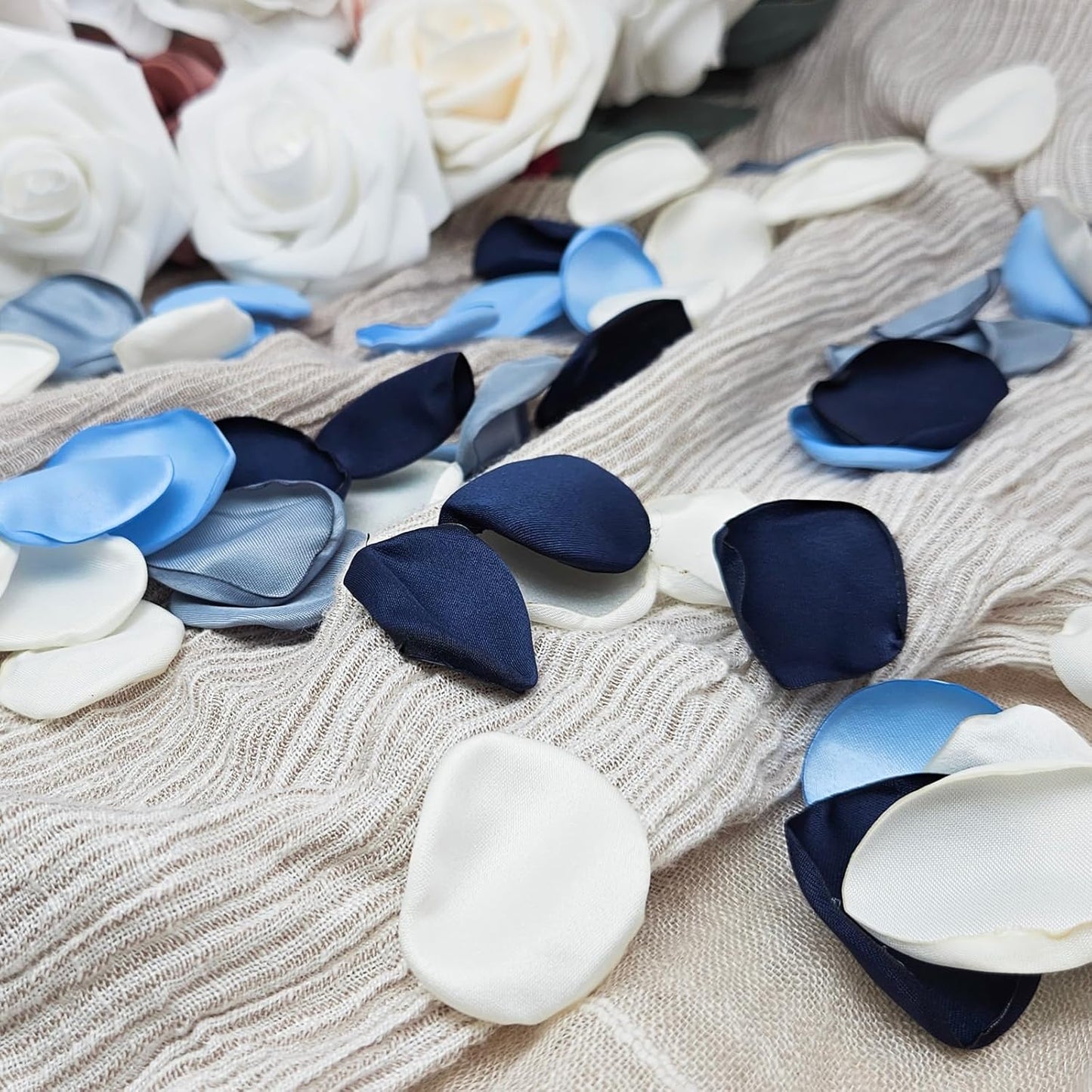 ZOOYOO 200Pcs Silk Rose Flower Petals for Valentaine's Day,Wedding Flower Gril Basket,Aisle Scatter,Table Centerpieces,Romantic Night Decoration,3.5cm Each(Blue Series