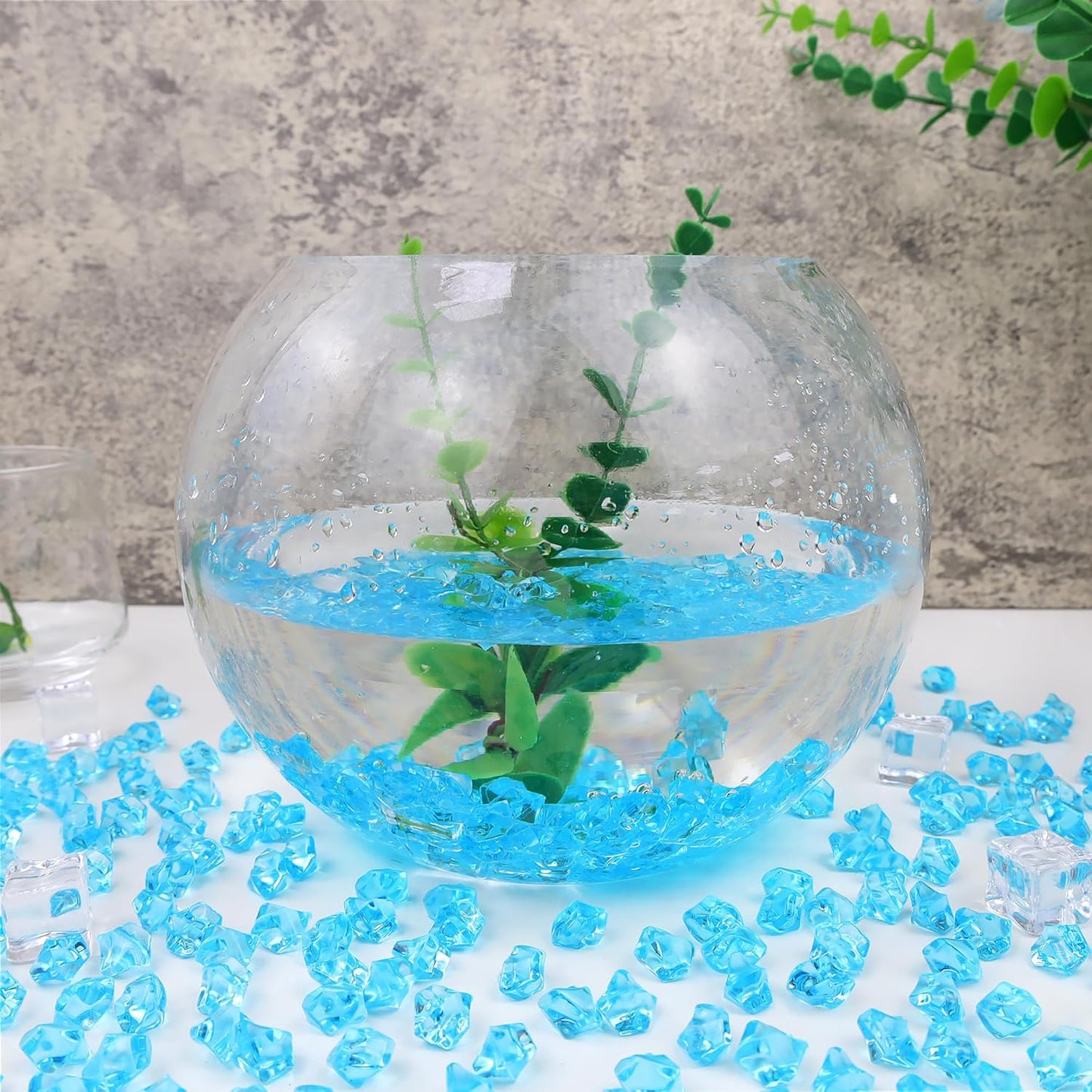 YATOJUZI 500pcs Fake Ice Cubes Aqua Blue Acrylic Crushed Rocks Vase Fillers Plastic Diamonds Gems for DIY Party Wedding Centerpiece Table Scatter Prop Display 0.5" (Only Aqua Blue)