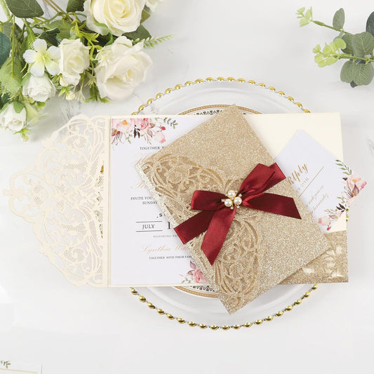 25pcs Gold Glitter Laser Cut Invitations Tri-Fold Blank Personalized Wedding Invitations Pocket With Envelopes and Rsvp Cards for Wedding Bridal Shower Quinceanera 15 Anos Invite