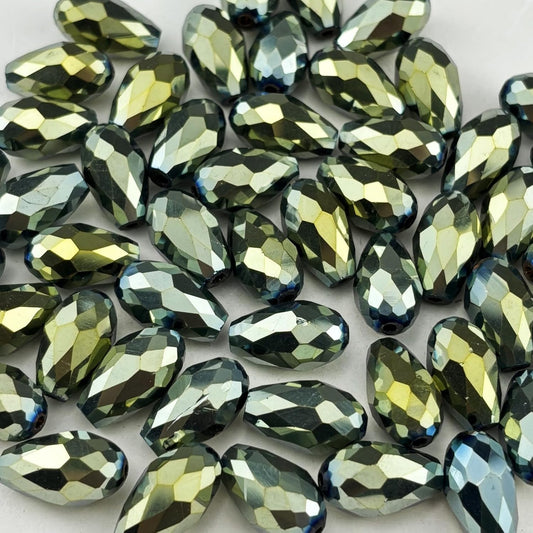 130pcs 6x8mm Teardrop Crystal Glass Beads for Jewelry Making, Faceted Vertical Hole Teardrop Glass Spacer Beads for Wind Chimes Bracelet Earring Necklace DIY Craft(Green Light)