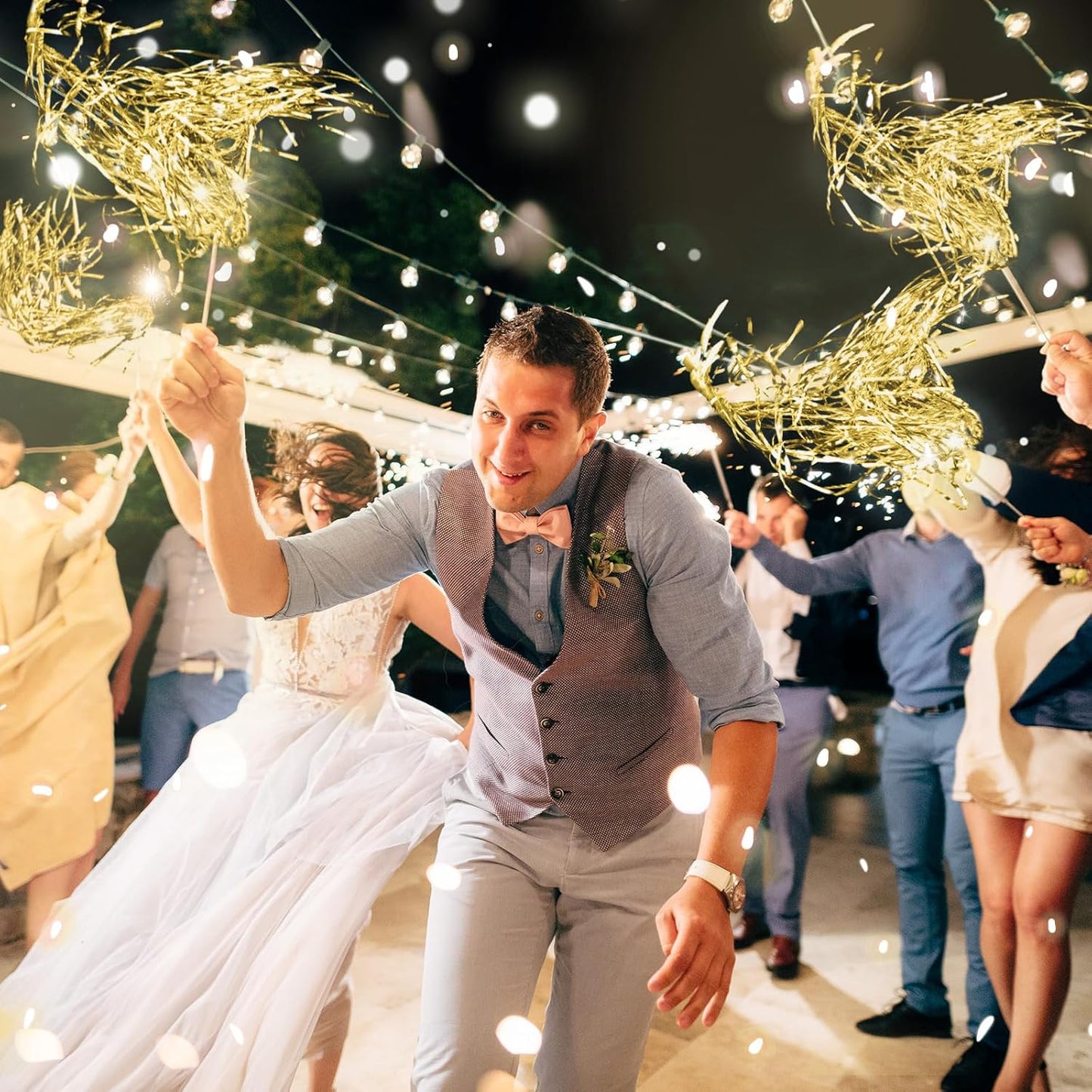 100 Pcs Lighted Wedding Wands LED Tinsel Wands Light up Streamers Sparklers for Wedding Send Off and Exits Birthday Party Props Favors(Gold)