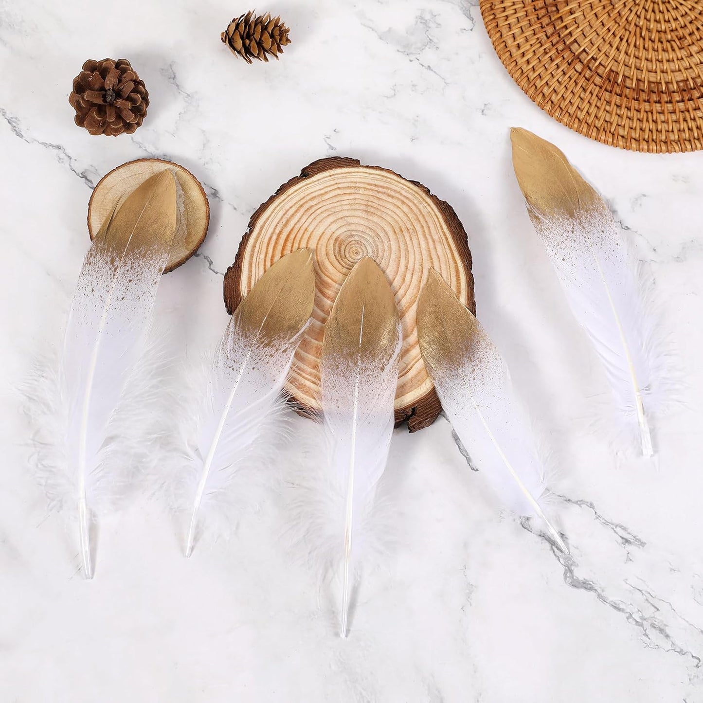 Larryhot Dipped Gold & White Goose Feathers for Crafts - 6-8 inch 60 pcs Natural Feathers for Wedding Party Decorations,DIY Crafts and Table Centerpiece(Gold & White)