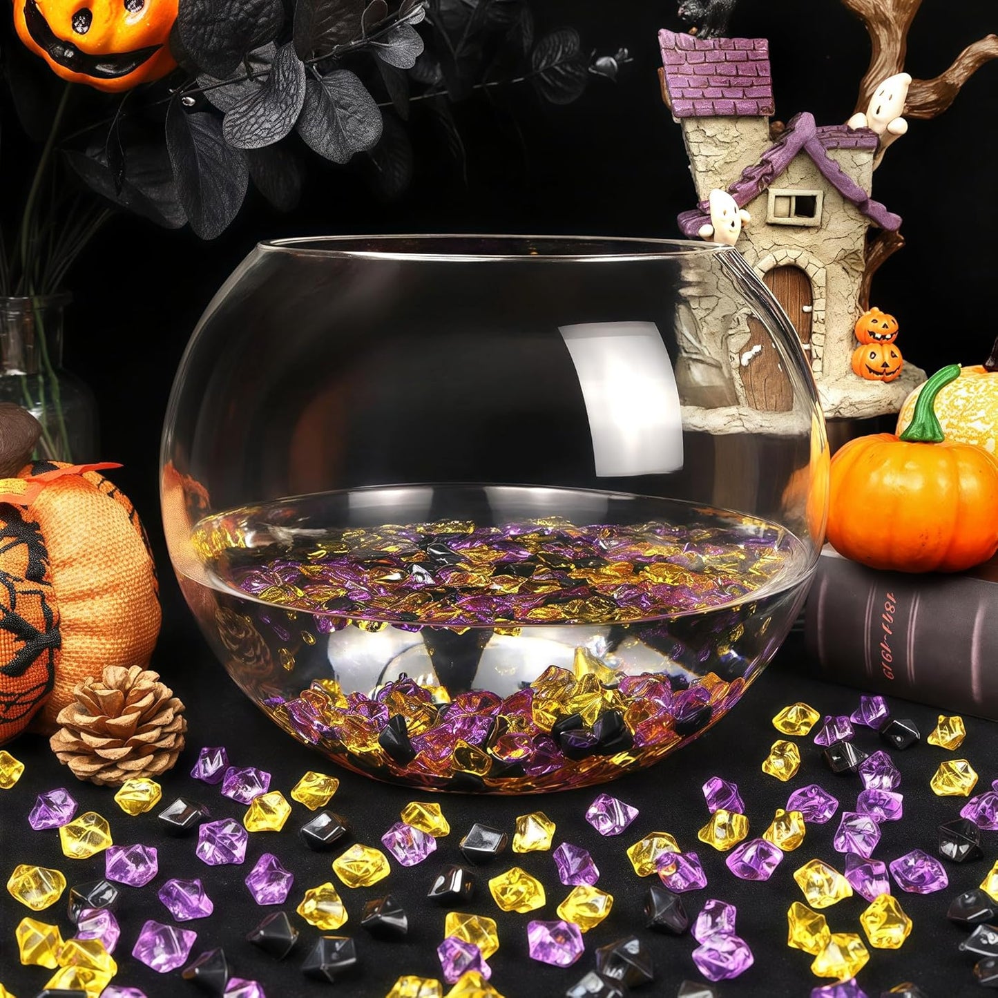 YATOJUZI 500pcs Fake Ice Cubes Halloween Decor Acrylic Crushed Rocks Vase Fillers Plastic Diamonds Gems for DIY Halloween Party Centerpiece Table Scatter Prop Display 0.5"