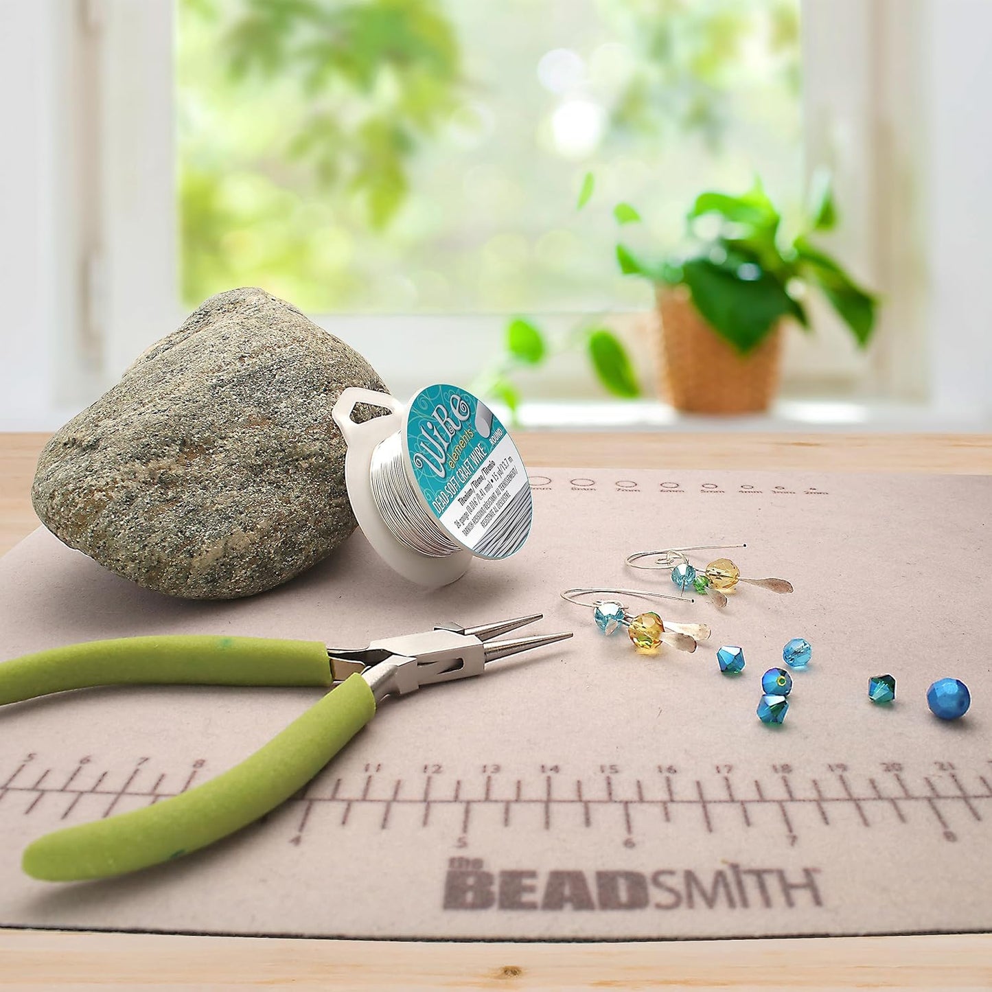 The Beadsmith Wire Elements Craft Wire – Tarnish Resistant, Soft Temper, Round, Titanium Color – 0.41mm, 26 Gauge, 15 Yard Spool – Jewelry Making, Wire Wrapping, Floral, & Other DIY Crafts